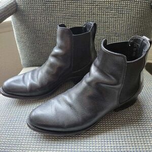 Tecovas Men's Black Leather Chelsea Boots